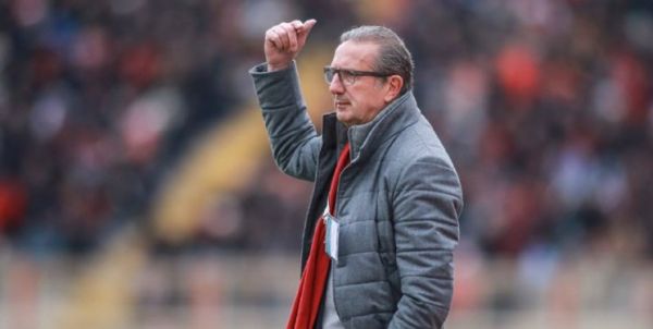 لیکنز با تمام وجود اینجا هستم و با قلبم برای تراکتور تلاش میکنم