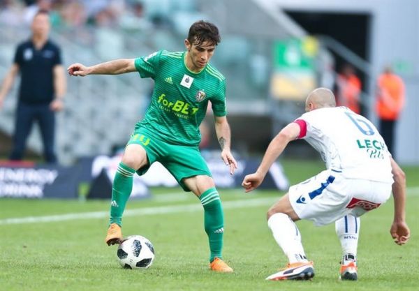  فرشاد احمدزاده از اشلانسک جدا می‌شود