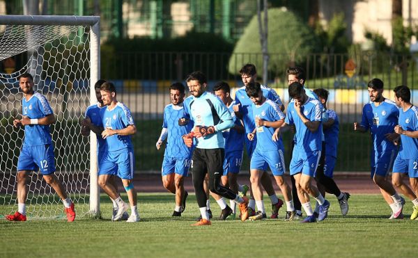  حیدری  ‌استقلال با این وضعیت فصل بعد را هم از دست می‌دهد