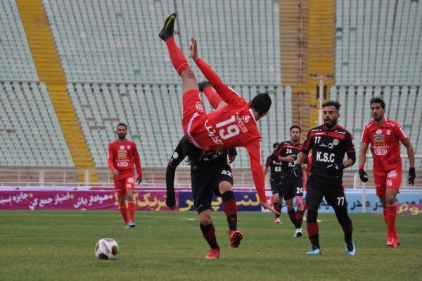  فولاد 2 - 2 تراکتورسازی  قطبی رفت و برگشت به تراکتور نباخت