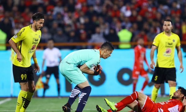  خبیری  برای مدیران سپاهان و هیأت فوتبال اصفهان متأسفم  این رسم میهمان‌نوازی از پرسپولیسی‌ها نیست