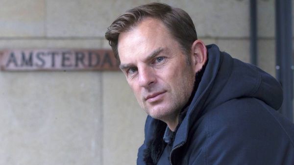 دی بوئر یکی از رویاهای کومان، هدایت بارساست