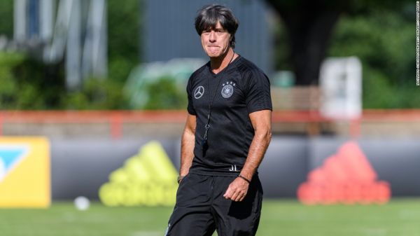 افتادن دمبل روی قفسه سینه لو و آسیب سرخرگ قلبش