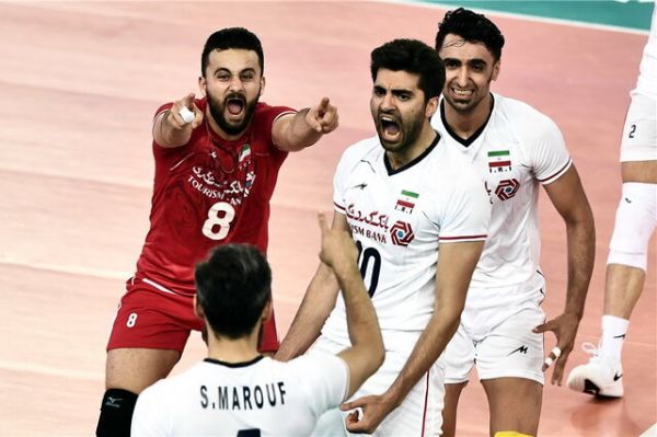  حضرت‌پور  در هوای شرجی دریافت توپ سخت است