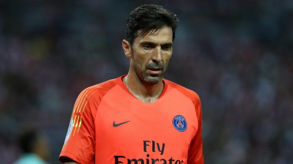  رسمی  بوفون از پاری سن‌ ژرمن می‌رود