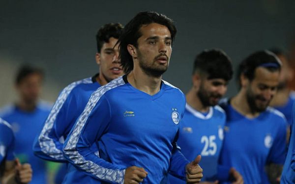  نورافکن  امیدوارم سرمربی جدید دعوا مرافعه ها را جمع کند  تا روز آخر منتظر استقلال می‌مانم ولی