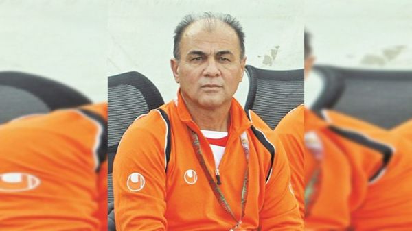  رحیم یوسفی  کمک گرفتن از هواداران هم یک راهکار است