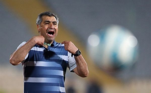 مربی پدیده در راه تراکتورسازی