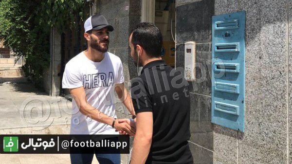  بهنام برزای در باشگاه استقلال حاضر شد