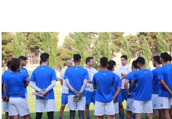  گزارش تمرین استقلال  صحبت‌های استراماچونی و تمرین هندبال