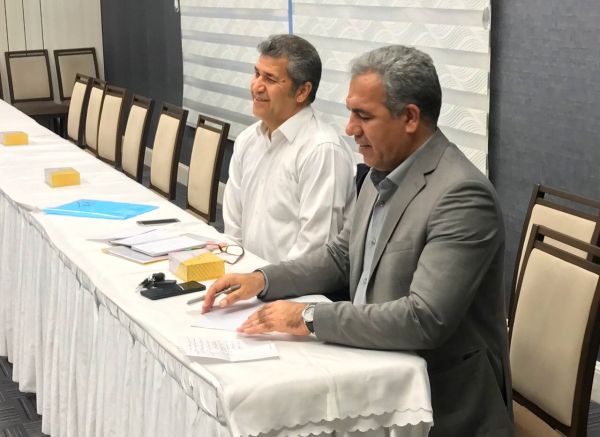 باشگاه پرسپولیس برای مذاکره با گزینههای سرمربیگری، مدیرعامل و دو عضو هیات مدیره به استانبول میروند