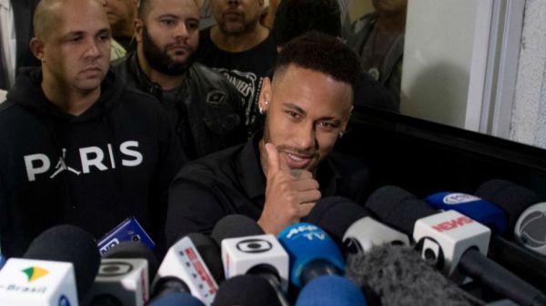 فالوئرهای زیاد اینستاگرام، دلیل علاقه بارسلونا به نیمار