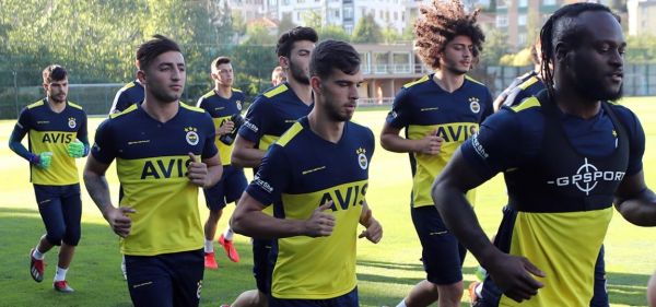  الهیار در اولین تمرین فنرباغچه