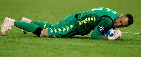  رسمی   اوسپینا به ناپولی پیوست