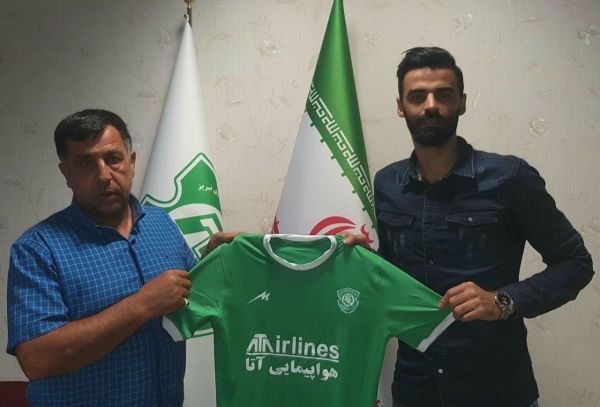  مسعود حسن‌زاده، مهاجم سابق سپاهان و ذوب آهن با امضای قرارداد به ماشین‌سازی پیوست