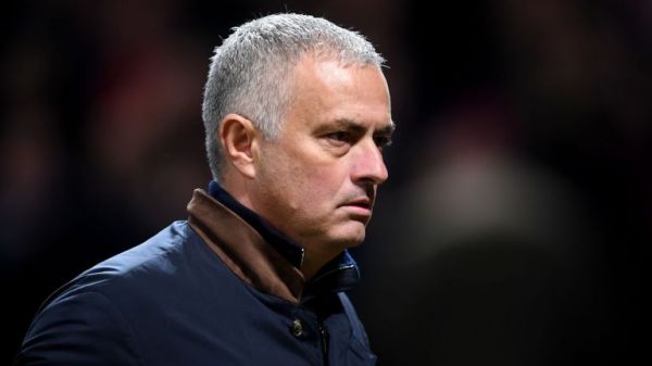  مورینیو پیشنهاد 100 میلیون یورویی چینی‌ها را رد کرد