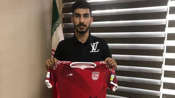  شکاری به تراکتور پیوست