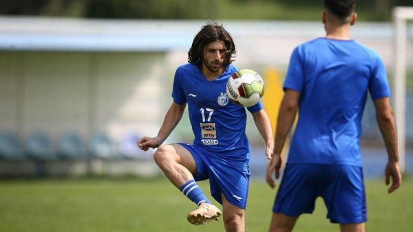 گزارش ویژه طارق همام برای استقلال رایگان بازی کرد