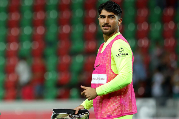  امیر عابدزاده  کاسیاس مثل پدرم خداحافظی کرد  قرارداد دارم اما شاید از ماریتیمو جدا شوم