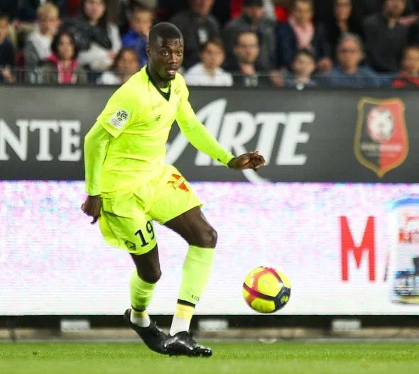 پهپه با منچستر یونایتد به توافق رسید، اما