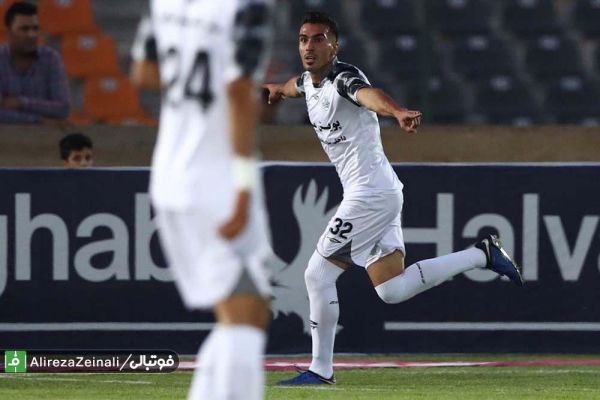  سلیمانی  نمی‌دانم چرا بعد از گل به من حمله کردند