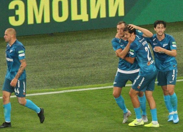 شوخی مهاجم زنیت با سردار هنوز باورم نمیشود، آزمون به من پاس داد