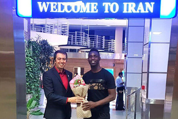  گزارش پزشکی مایگا به کالدرون رسید  سرمربی سرخپوشان تصمیم می‌گیرد