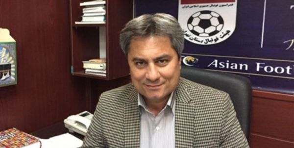  عابدینی  قرارداد بازیکنان در هیات‌های فوتبال ثبت نمی شود
