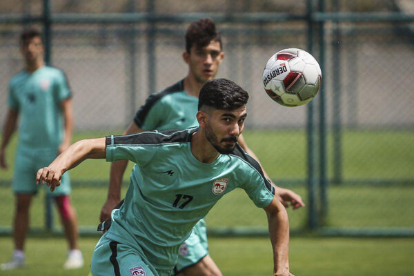  انتشار مدرک مدیرعامل باشگاه ذوب آهن علیه مهاجم تراکتور