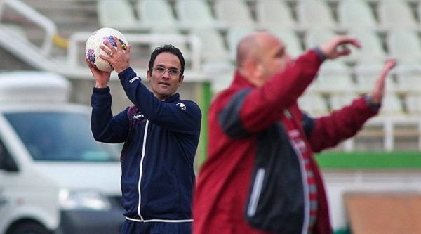 پیشکسوت پرسپولیس میترسم کالدرون از آن سوی بام بیفتد