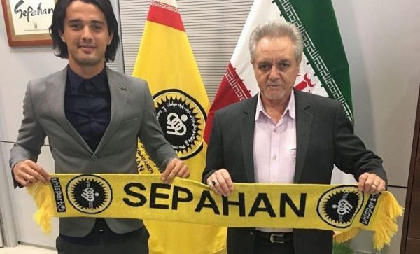  شارلوا برای نورافکن به همراه سپاهان آرزوی موفقیت کرد