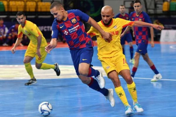  جام‌ باشگاه‌های فوتسال جهان  ناکامی ملی‌پوشان ایران مقابل بارسلونا