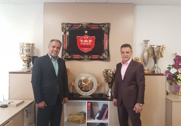  چالش‌های انصاری‌فرد در پرسپولیس