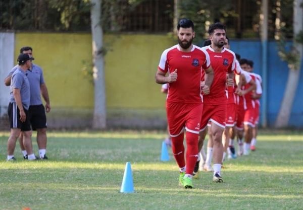 شارژ مالی بازیکنان و مربیان نساجی