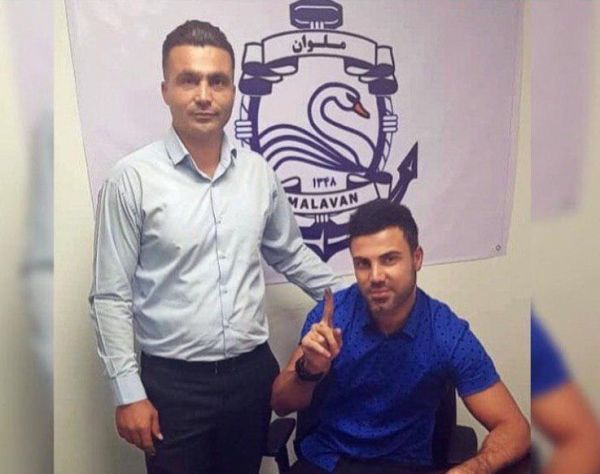 جماعتی به ملوان پیوست