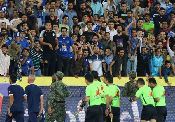  خروج فغانی و کمک‌هایش از آزادی با اسکورت یگان ویژه