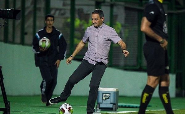  نمازی دستیار فرهاد مجیدی می‌شود