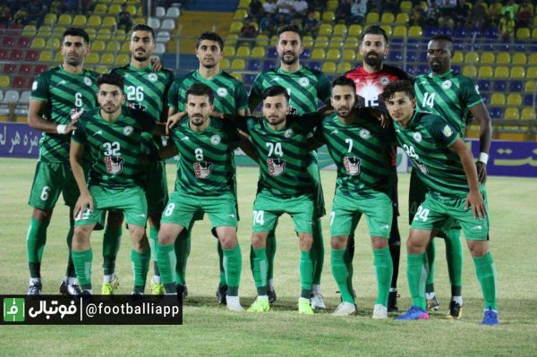 بازیکنان سرباز ذوبآهن به دیدار با تراکتور میرسند