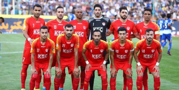 تمرین ۶۰ دقیقهای فولادیها تعطیلی تمرین فردا به مناسبت عاشورا