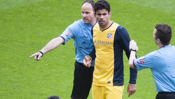 اعتراف عجیب داور اسپانیایی اگر وار بود، بارسا یک قهرمانی بیشتر داشت