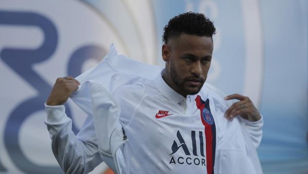 سوت و توهین به نیمار در بازگشتش به ترکیب پی اس جی