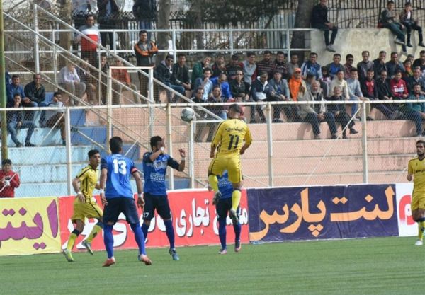 لیگ دسته اول فوتبال فجرسپاسی با فتح دربی شیراز به صدر جدول رسید