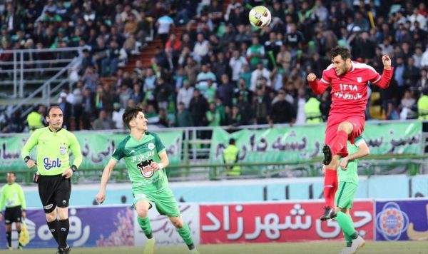 ذوب آهن صفر- صفر تراکتور قرمزها در اصفهان به زمین سفت خوردند