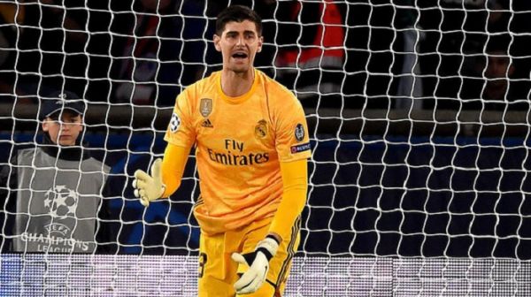  آینده ابهام آمیز کورتوا در دروازه رئال مادرید