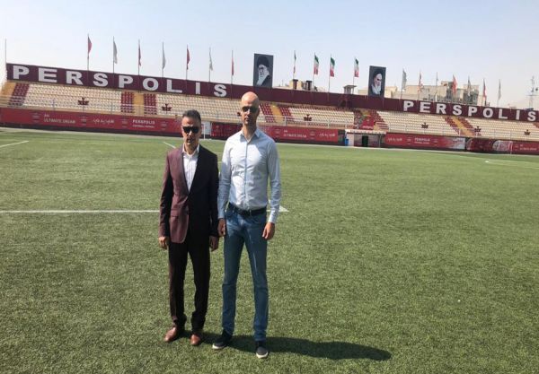  بازدید مدیر آکادمی فوتبال رئال بتیس از مجموعه درفشی‌فر