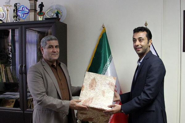 داور دربی ۹۰ مورد تجلیل قرار گرفت