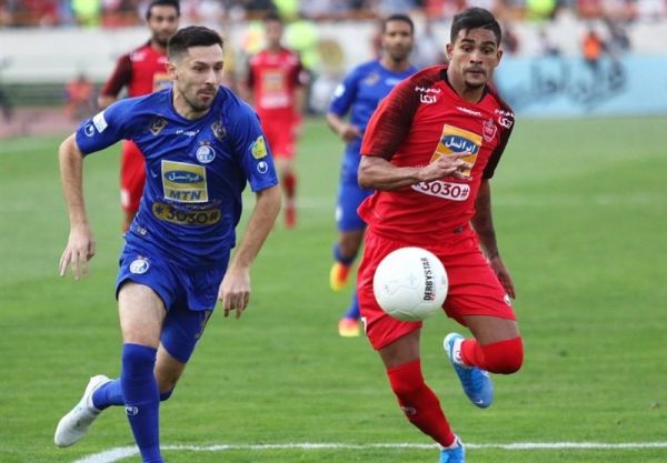 منافی آنهایی که جونیور را آوردهاند باید پاسخگو باشند پرسپولیس نیاز به هافبک بازیساز دارد