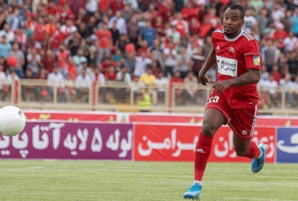  نخستین گل گران‌ترین بازیکن تاریخ فوتبال ایران پس از ۲۰۶ دقیقه