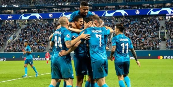 سماک متاسفم که گل سردار آزمون آفساید اعلام شد