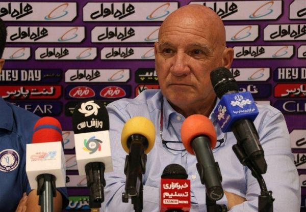  بگوویچ  برای استقلال سورپرایز خواهیم داشت